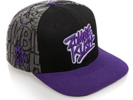 Gorra negra,con la imagen de la variedad Zombie Kush.