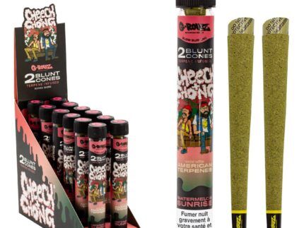 Presentamos la exclusiva colección de conos romos diseñada por G-Rollz en colaboración con los icónicos Cheech y Chong. Los conos romos de CBD G-Rollz están elaborados con flores de CBD de alta calidad cultivadas en EE. UU.