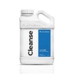 Athena Cleanse está elaborado a partir de los agentes de optimización de la zona de la raíz ideales (y seguros): ácido hipocloroso. Este ácido suave y seguro se deriva de la sal y de un proceso de tratamiento electroquímico patentado. El resultado es un producto químico único, seguro para las plantas, con poderosas propiedades oxidantes para mantener la zona de la raíz limpia y libre de acumulaciones orgánicas y minerales no deseadas. Estas propiedades especiales reducen las incrustaciones minerales en los sistemas de riego