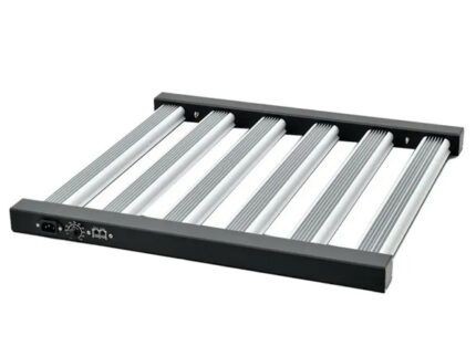Panel plegable • Potencia (W) 360 PPFD 972 µmol/s Eficiencia 2,6 µmol/j 6 Barras LED Potencia regulable Voltaje de entrada 100-277V Conexión RJ 14 para Master Controller Chip Sanan Full Spectrum 60 x 58 x 5
